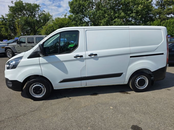 2024 Ford Transit Custom