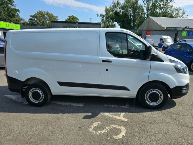 2024 Ford Transit Custom