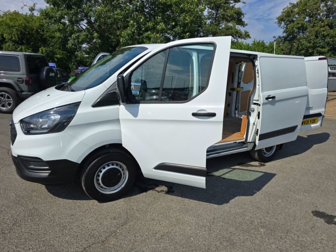 2024 Ford Transit Custom