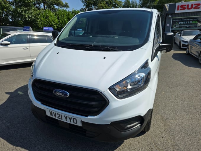 2024 Ford Transit Custom