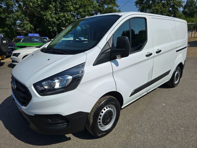 2024 Ford Transit Custom