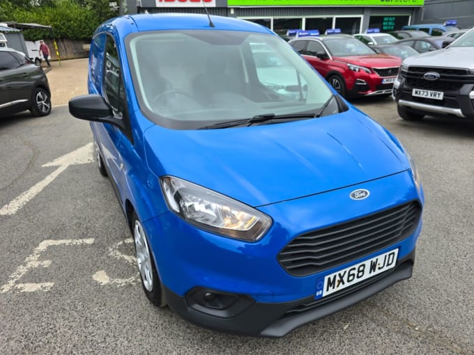 2024 Ford Transit Courier