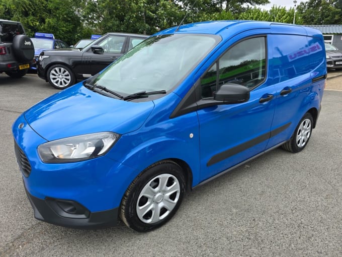 2025 Ford Transit Courier