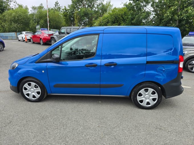 2025 Ford Transit Courier