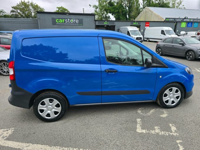 2024 Ford Transit Courier