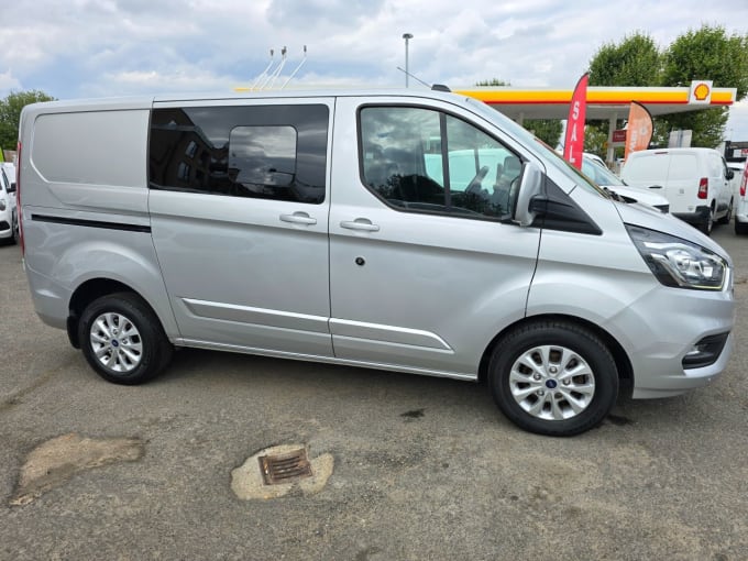 2024 Ford Transit Custom