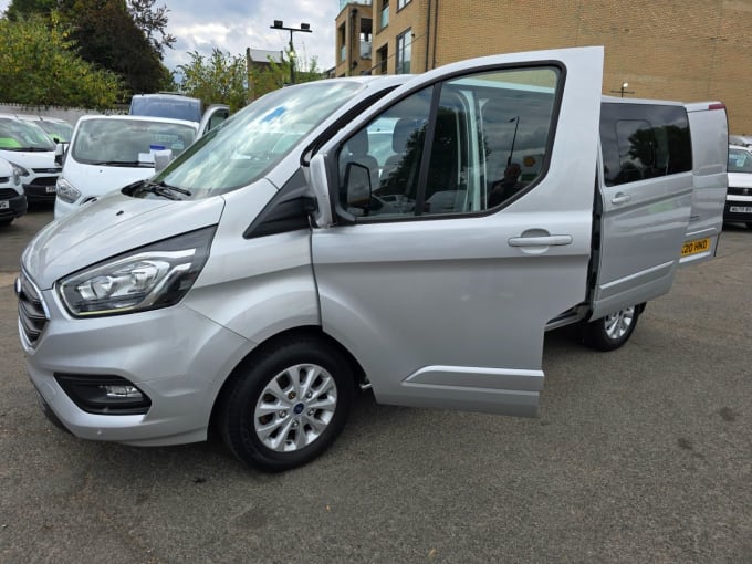 2024 Ford Transit Custom