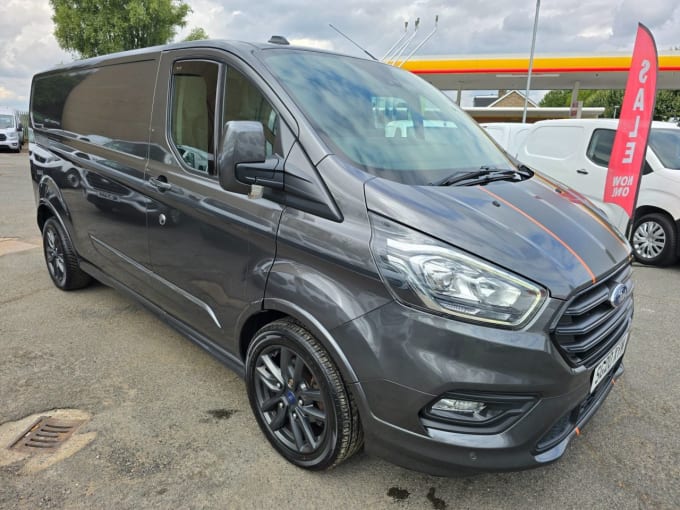 2024 Ford Transit Custom