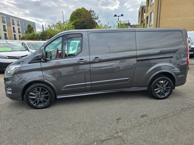 2024 Ford Transit Custom