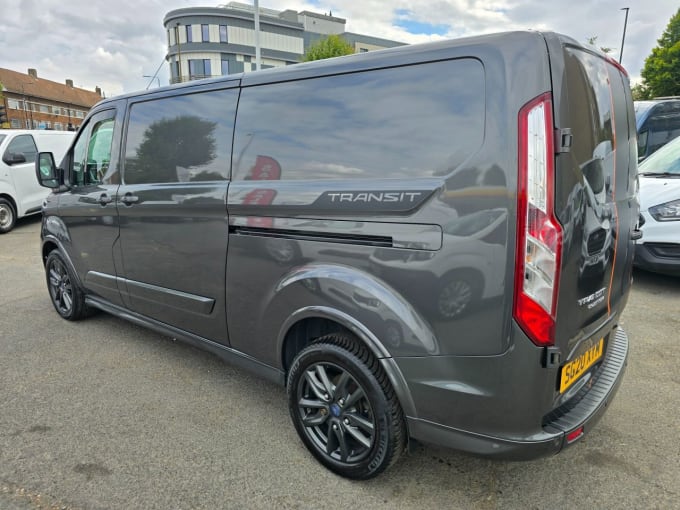 2024 Ford Transit Custom