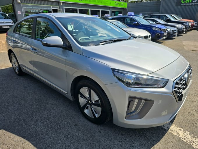 2024 Hyundai Ioniq