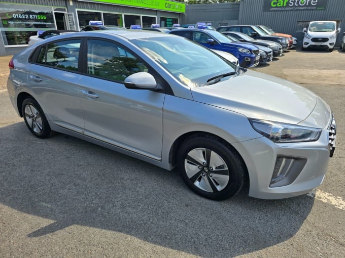 2024 Hyundai Ioniq