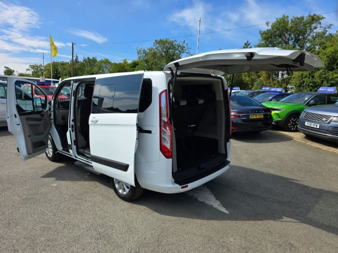 2024 Ford Tourneo Custom