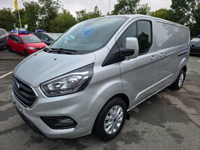 2024 Ford Transit Custom