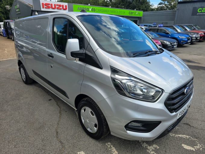 2024 Ford Transit Custom