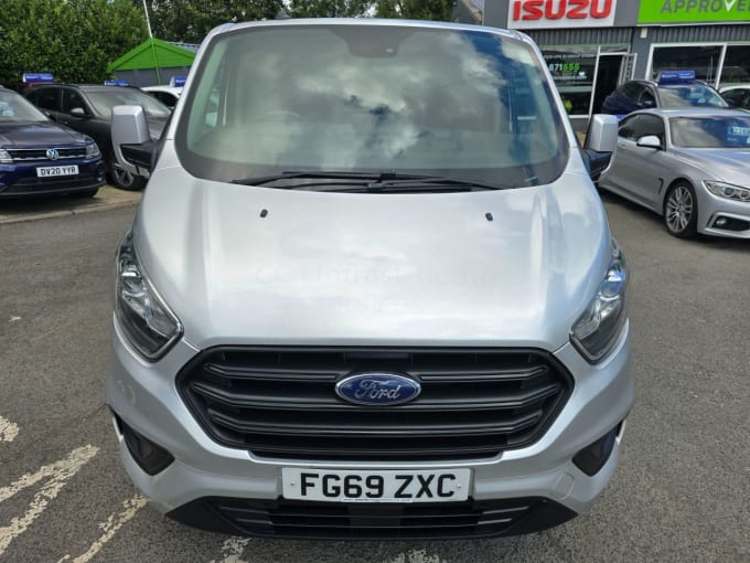 2024 Ford Transit Custom