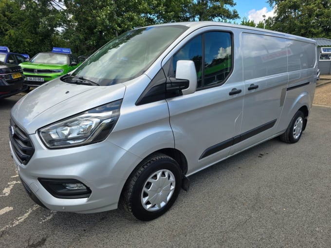 2024 Ford Transit Custom