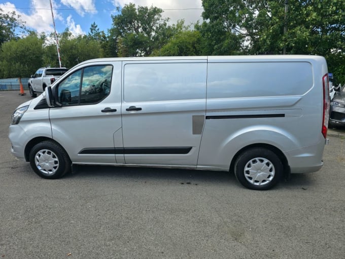 2024 Ford Transit Custom