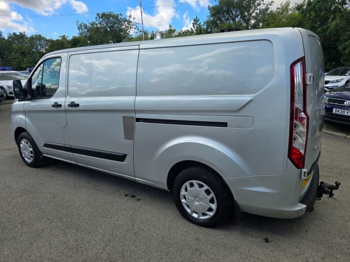 2024 Ford Transit Custom