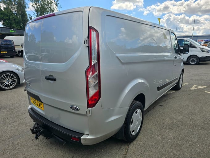 2024 Ford Transit Custom