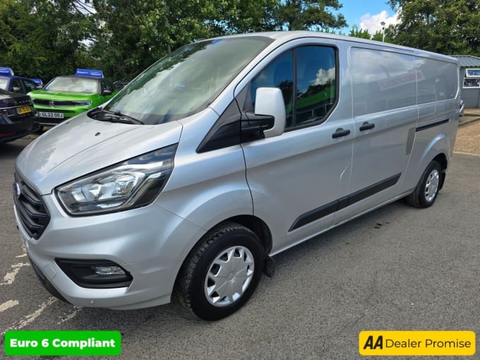 2024 Ford Transit Custom