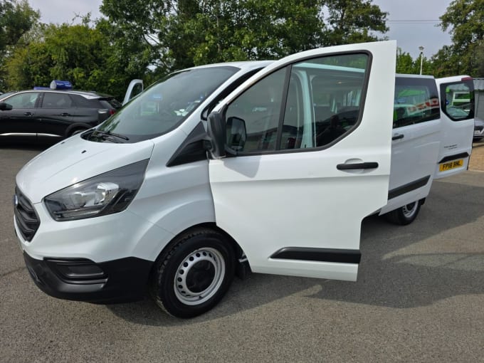 2025 Ford Transit Custom