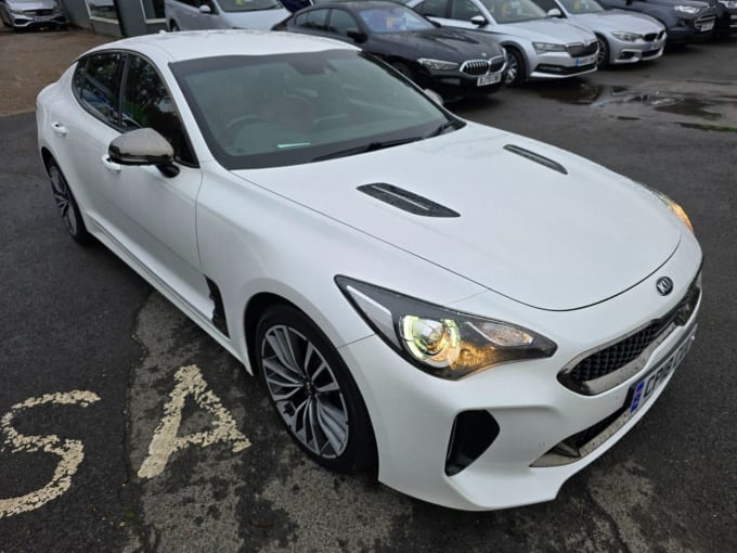 2025 Kia Stinger