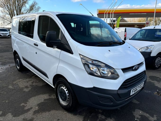 2025 Ford Transit Custom