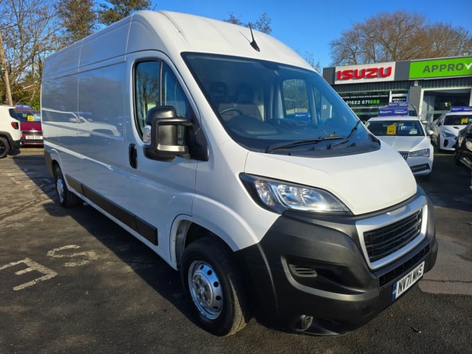 2025 Peugeot Boxer