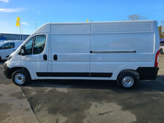 2025 Peugeot Boxer