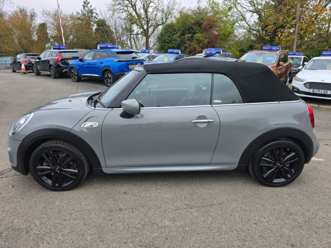 2025 Mini Convertible