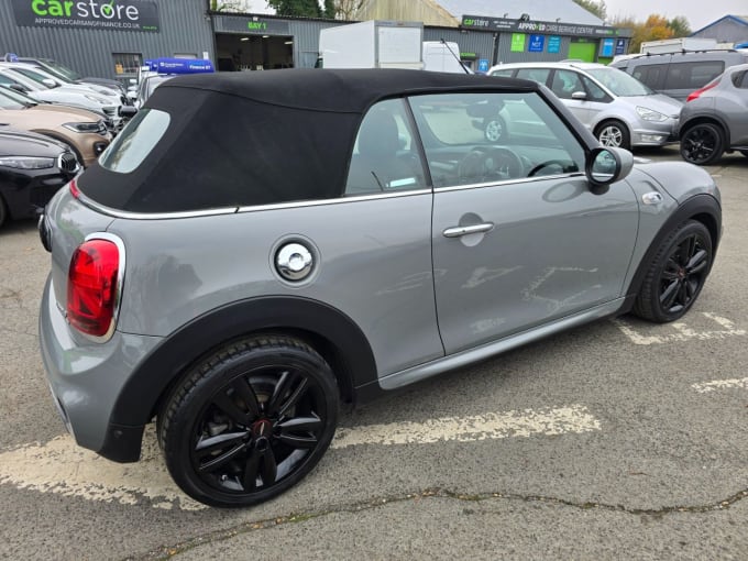 2025 Mini Convertible