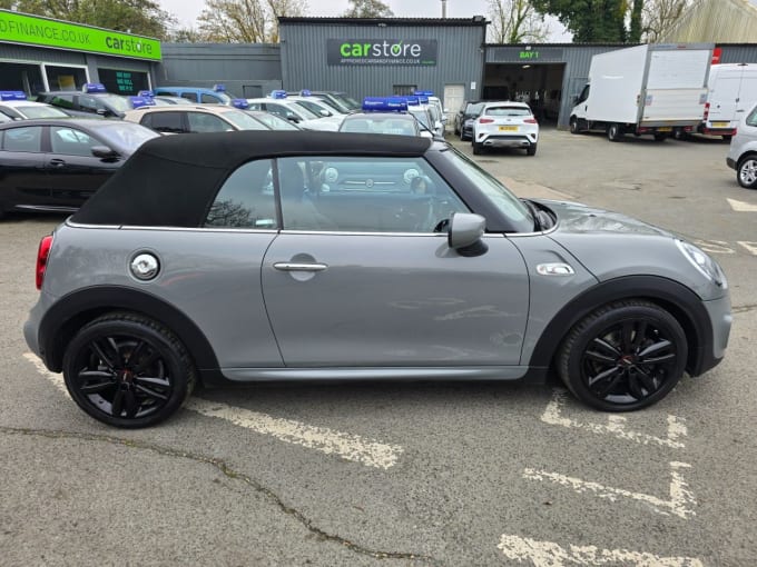 2025 Mini Convertible