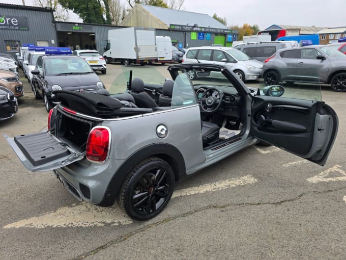 2025 Mini Convertible