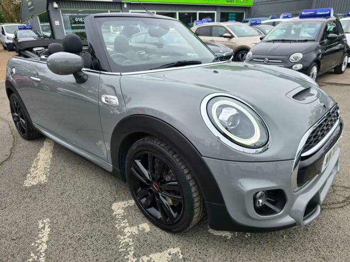 2025 Mini Convertible