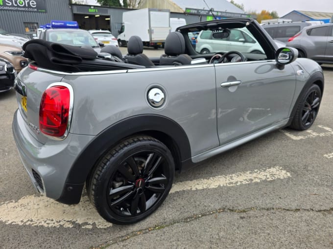 2025 Mini Convertible