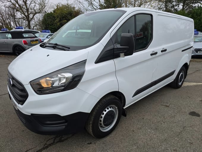 2025 Ford Transit Custom