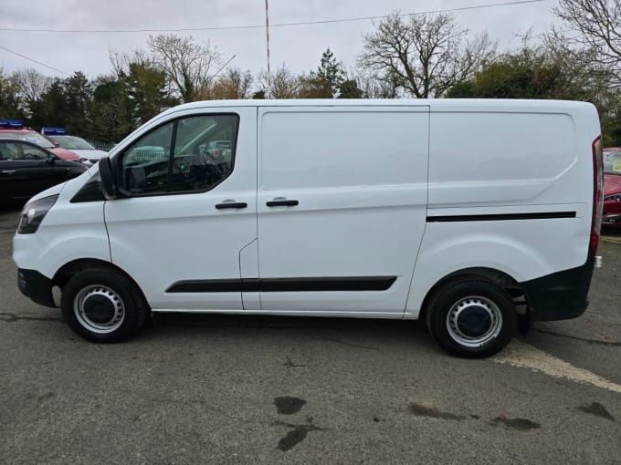 2025 Ford Transit Custom