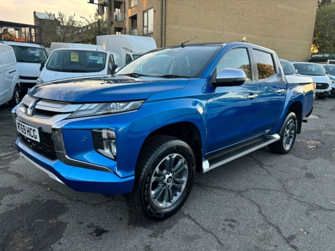 2025 Mitsubishi L200