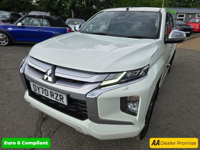 2025 Mitsubishi L200