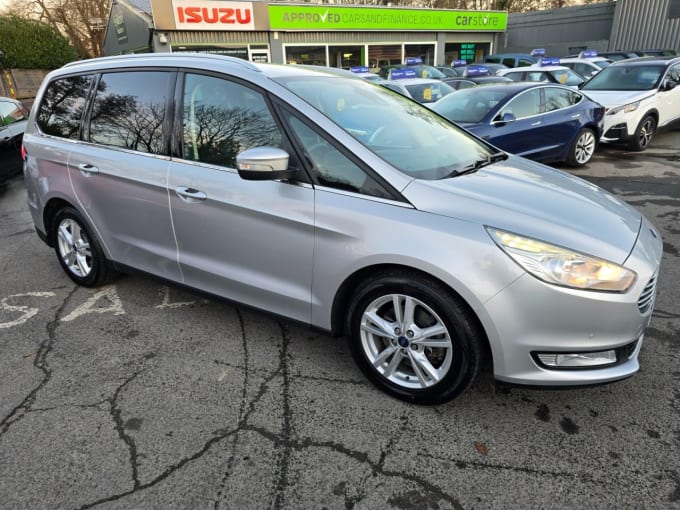 2025 Ford Galaxy