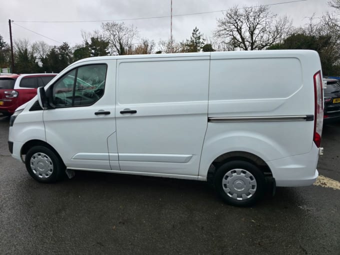 2025 Ford Transit Custom