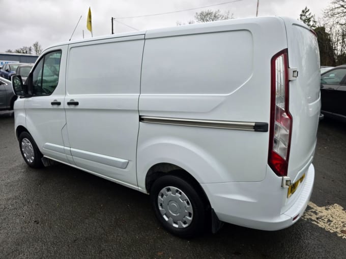 2025 Ford Transit Custom