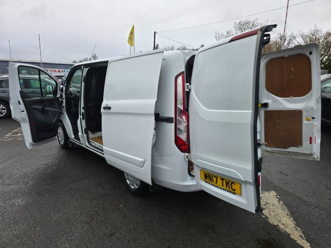 2025 Ford Transit Custom