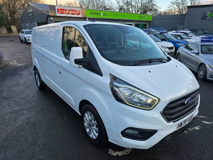 2025 Ford Transit Custom