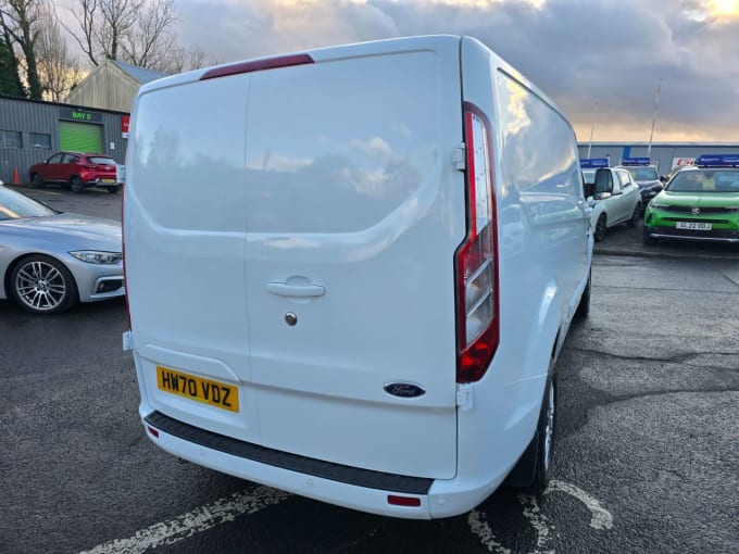 2025 Ford Transit Custom