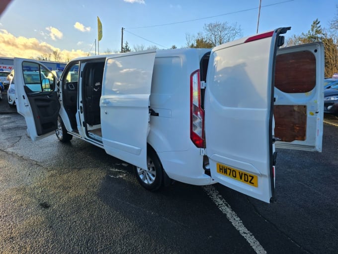 2025 Ford Transit Custom