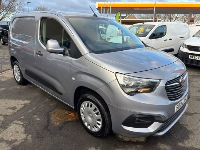 2025 Vauxhall Combo