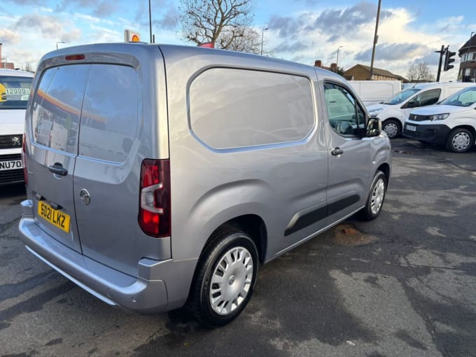 2025 Vauxhall Combo