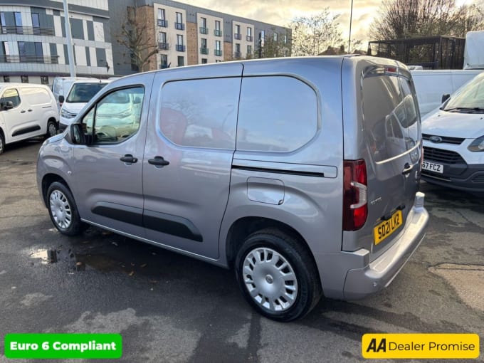 2025 Vauxhall Combo